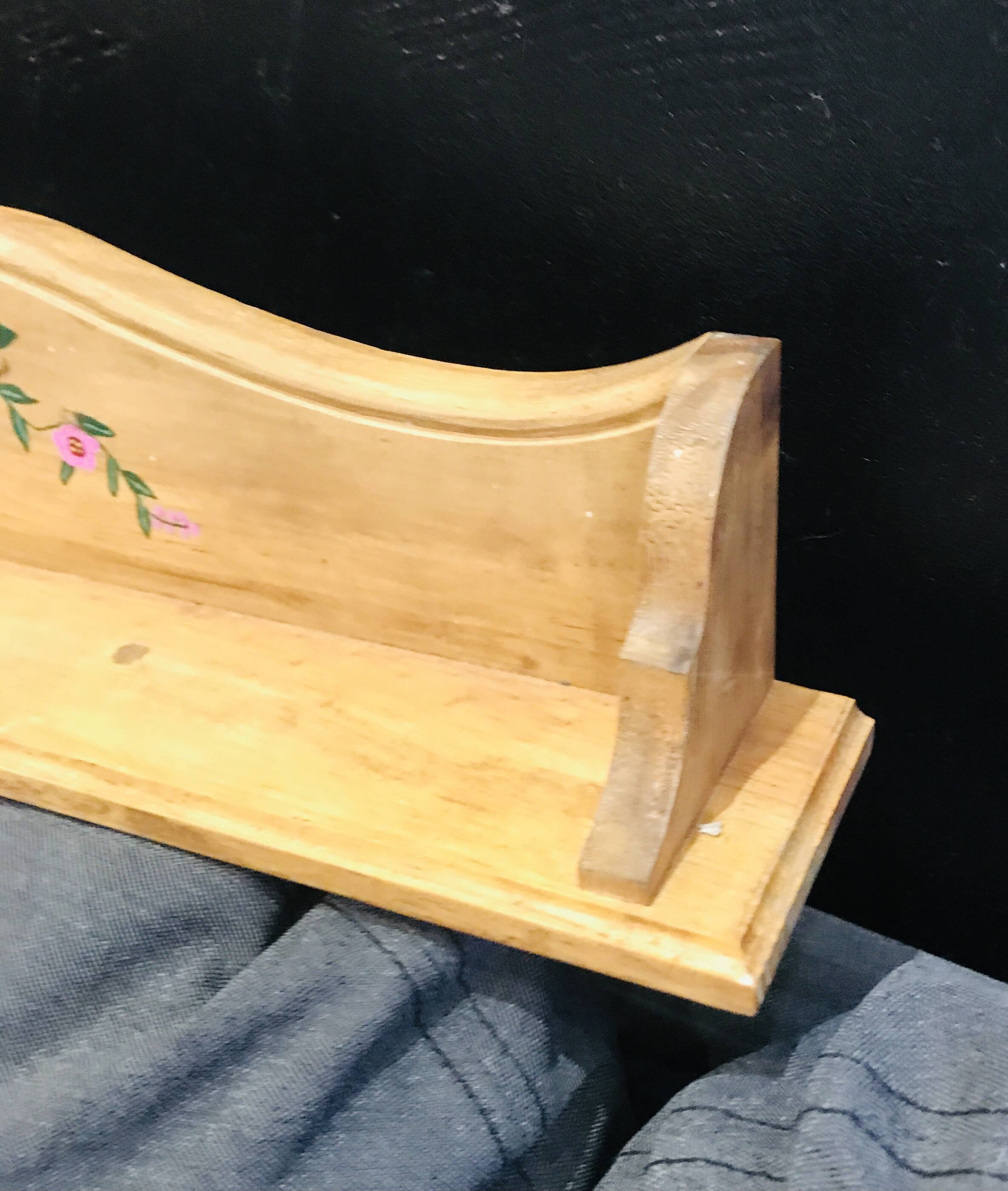 Petite étagère motif floral