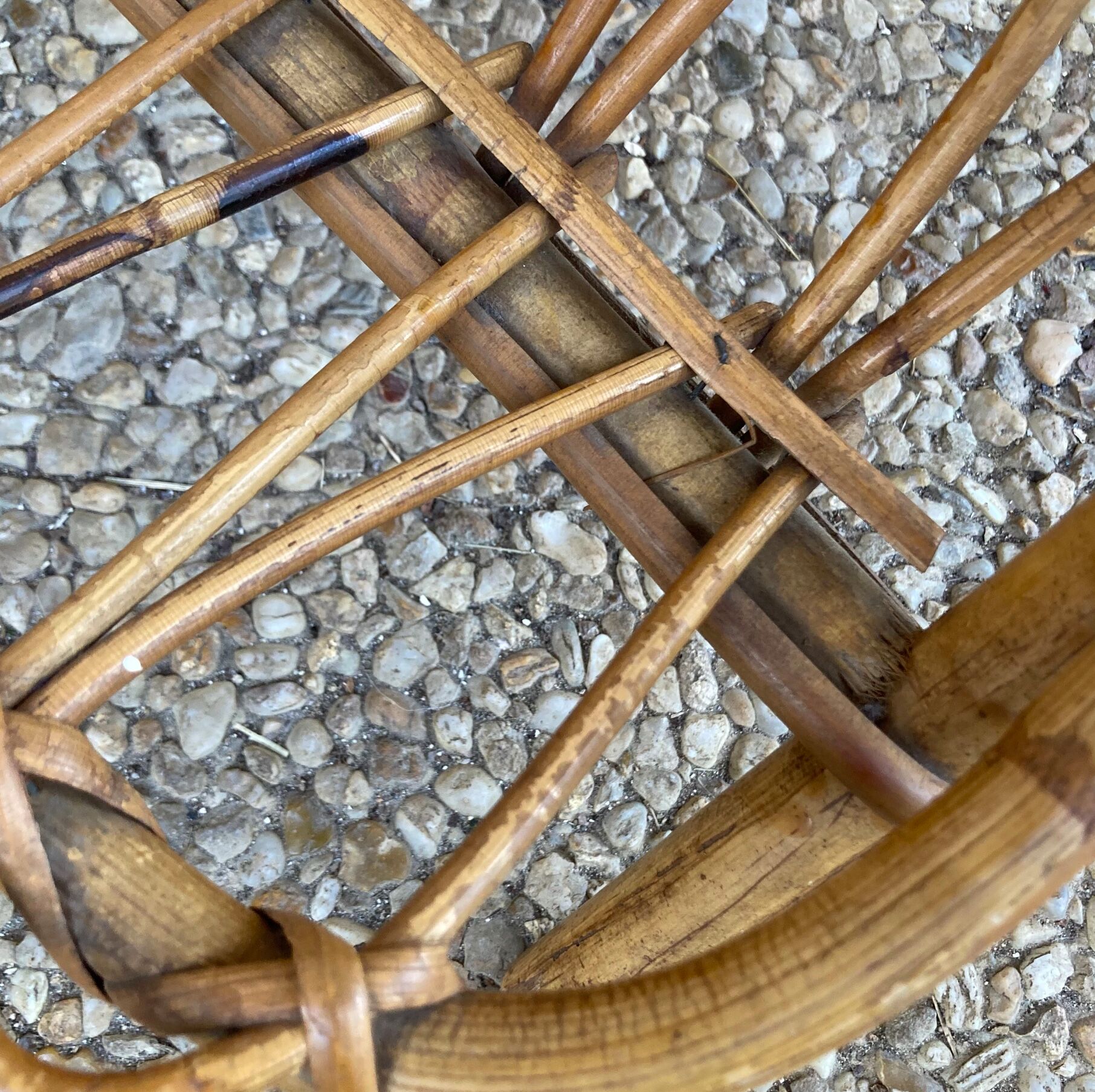 Vintage rattan magazine rack table