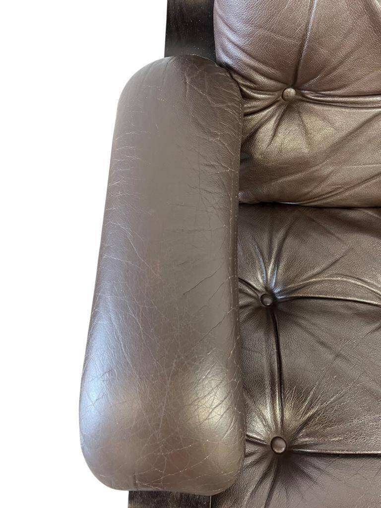Vintage brown leather two-seater sofa/chaise longue