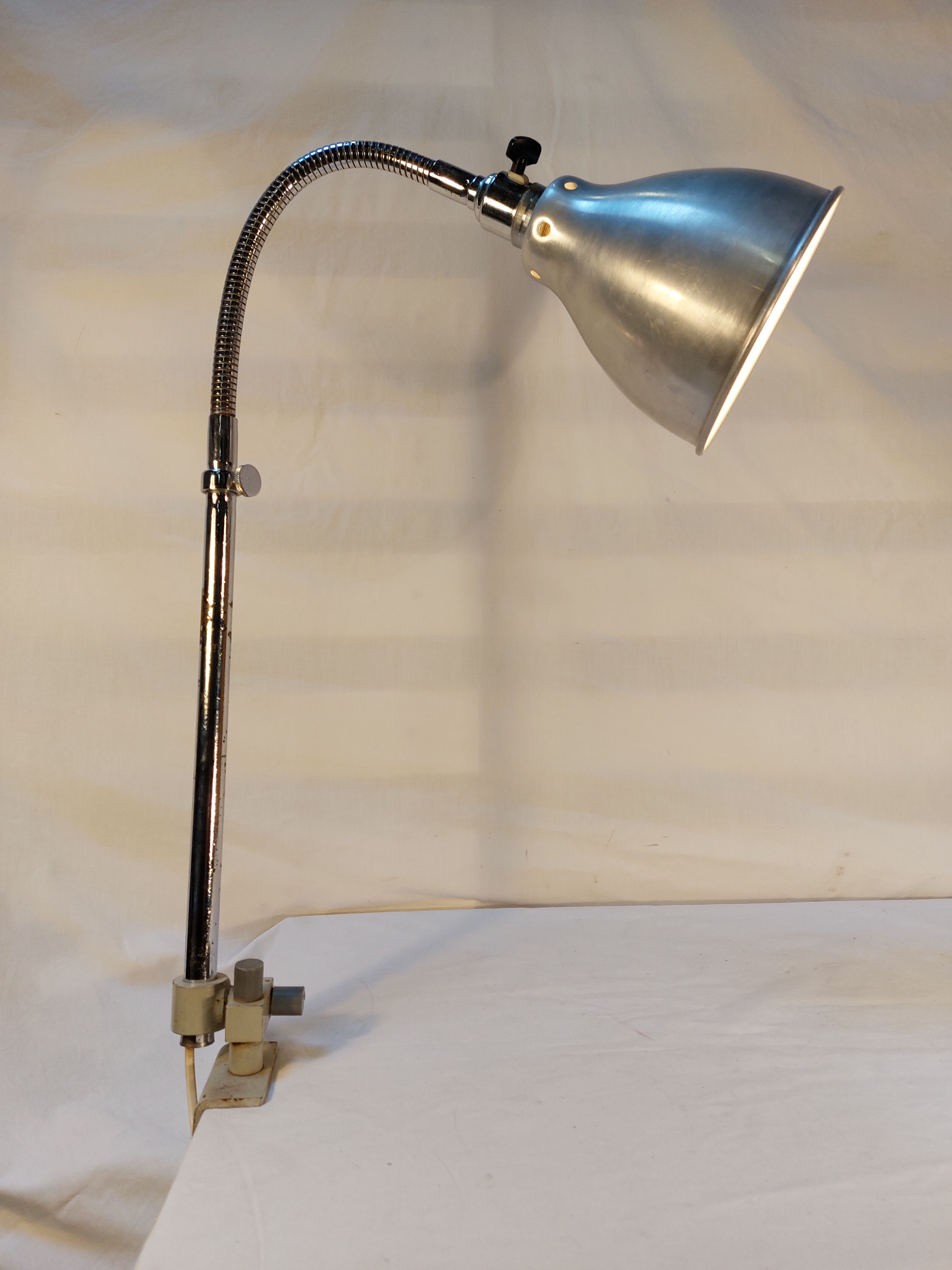 Old conical workshop lamp with vice - 50s