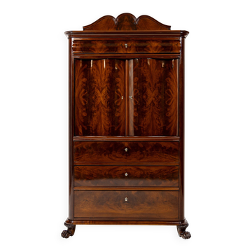 Tall chest of drawers with mahogany bar 1850-1880