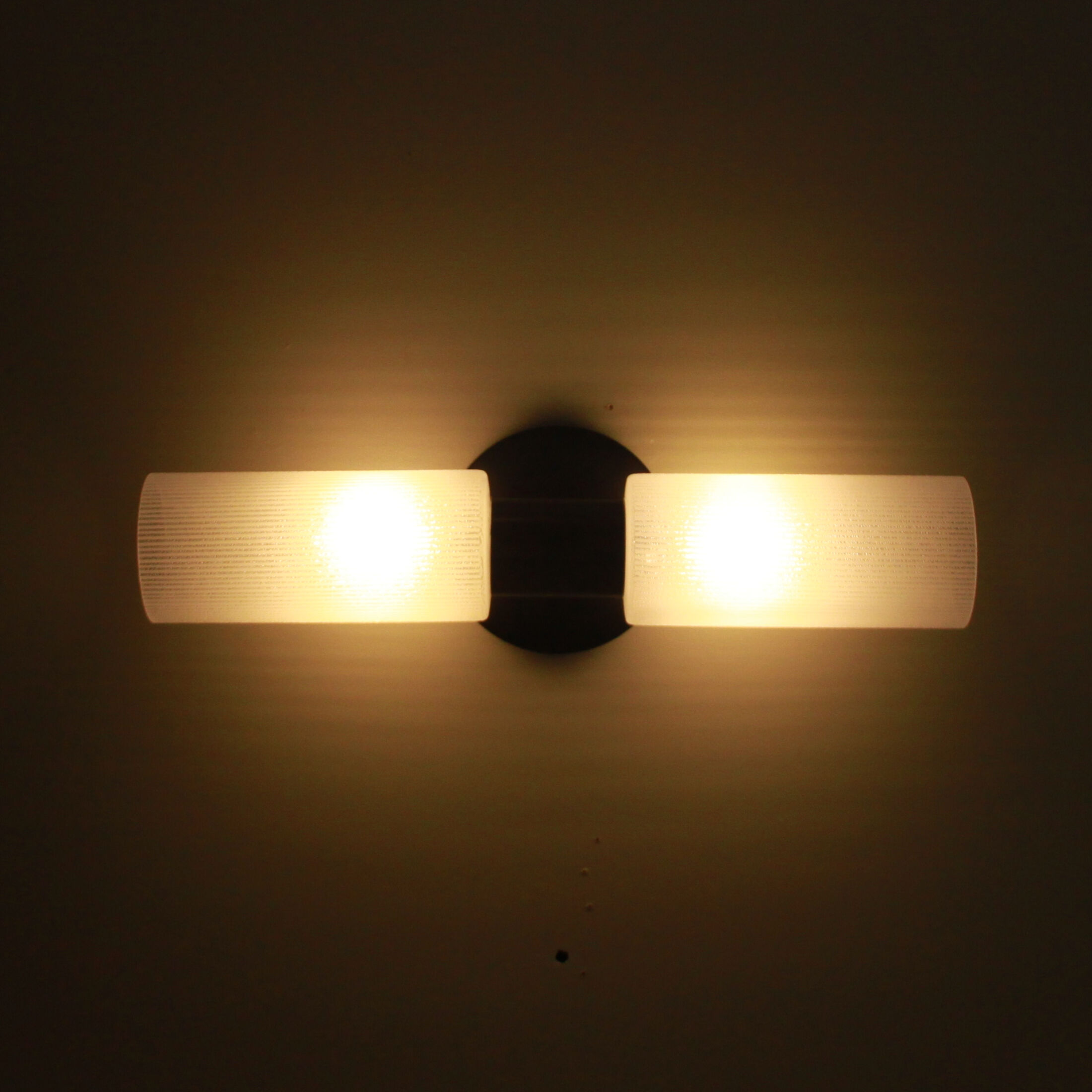 Applique en verre et métal noir vintage années 70