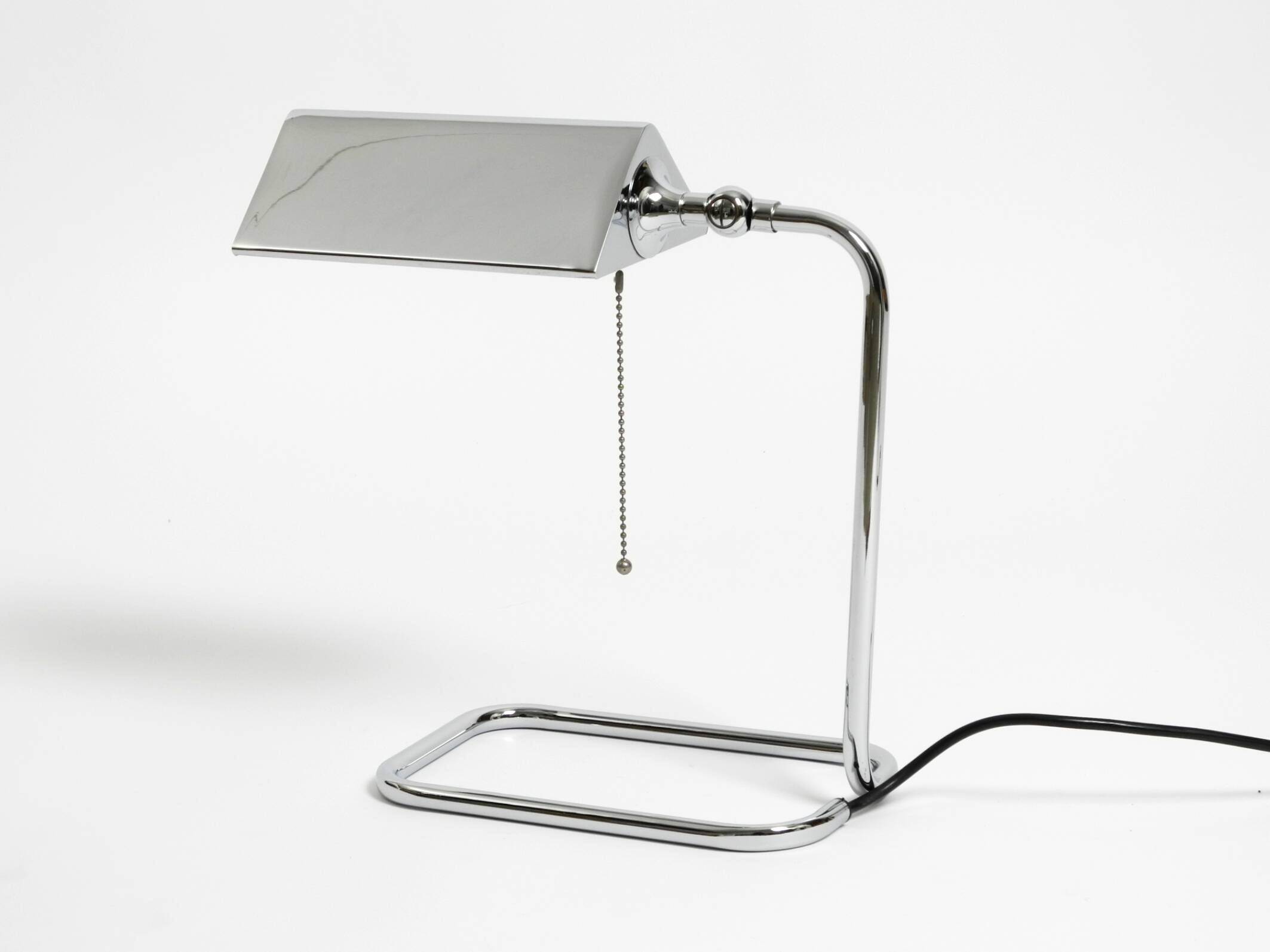 Large original 1980s chrome table lamp by Florian Schulz