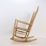 Hans Wegner J16 Rocking chair by Kvist Mobler A/S, Denmark 1970