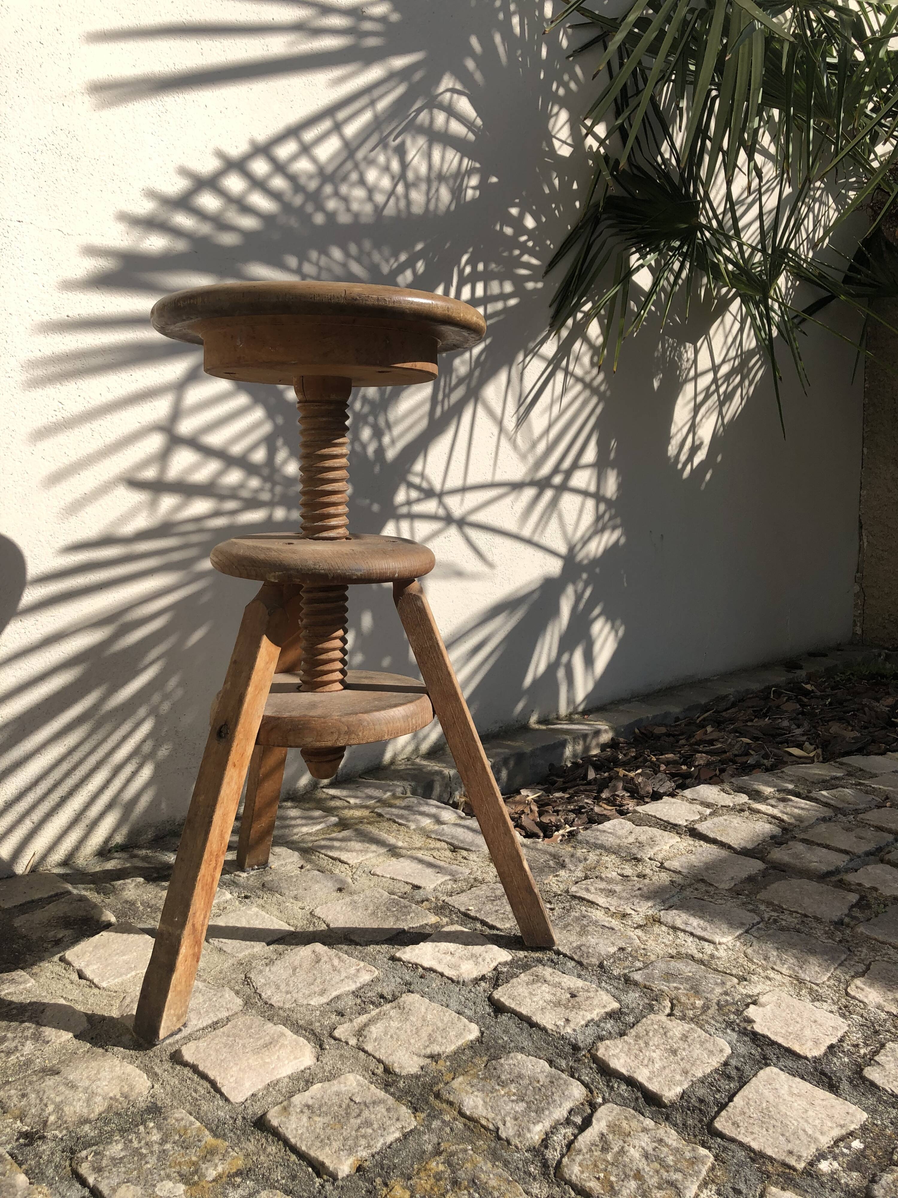 Wooden screw stool