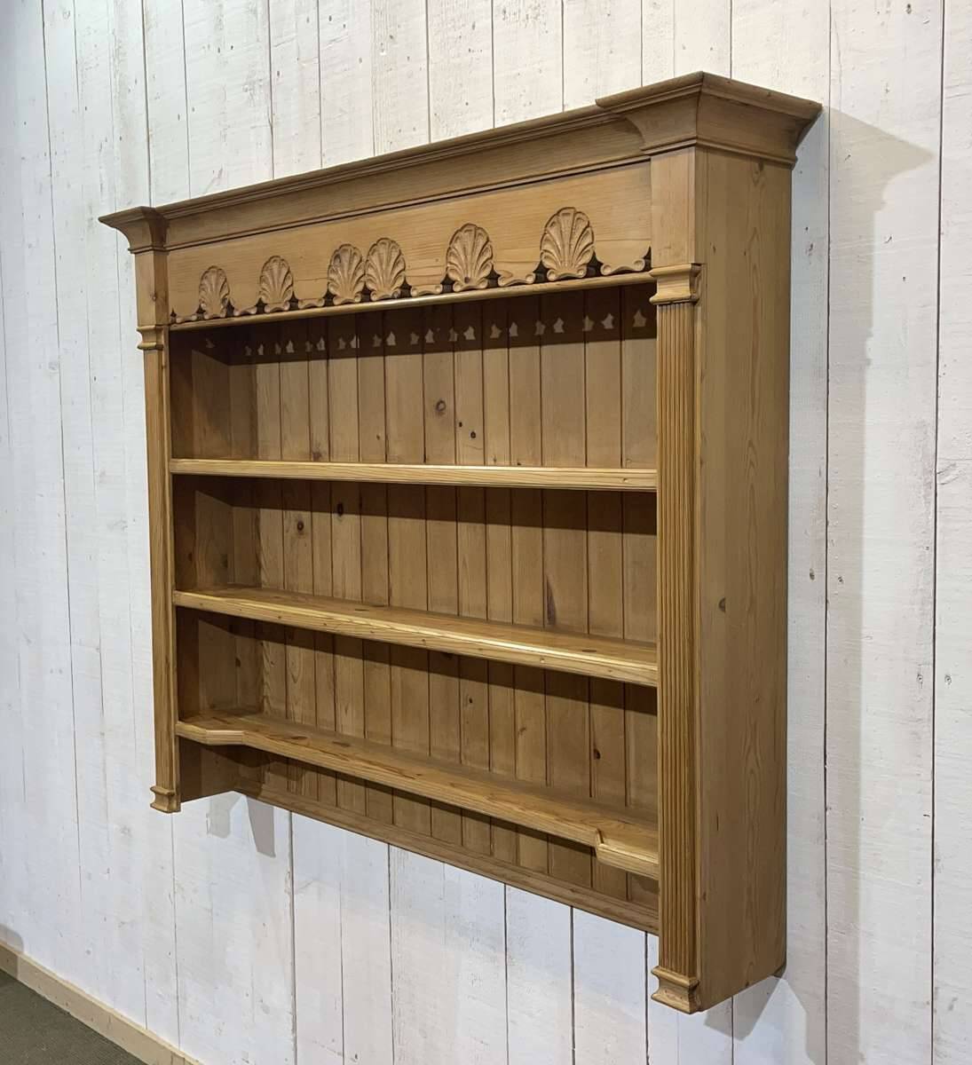 English fir dresser top from the 1980s
