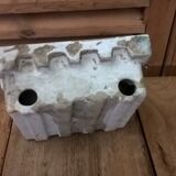 Wall-mounted wall soap door with built-in vintage ceramic