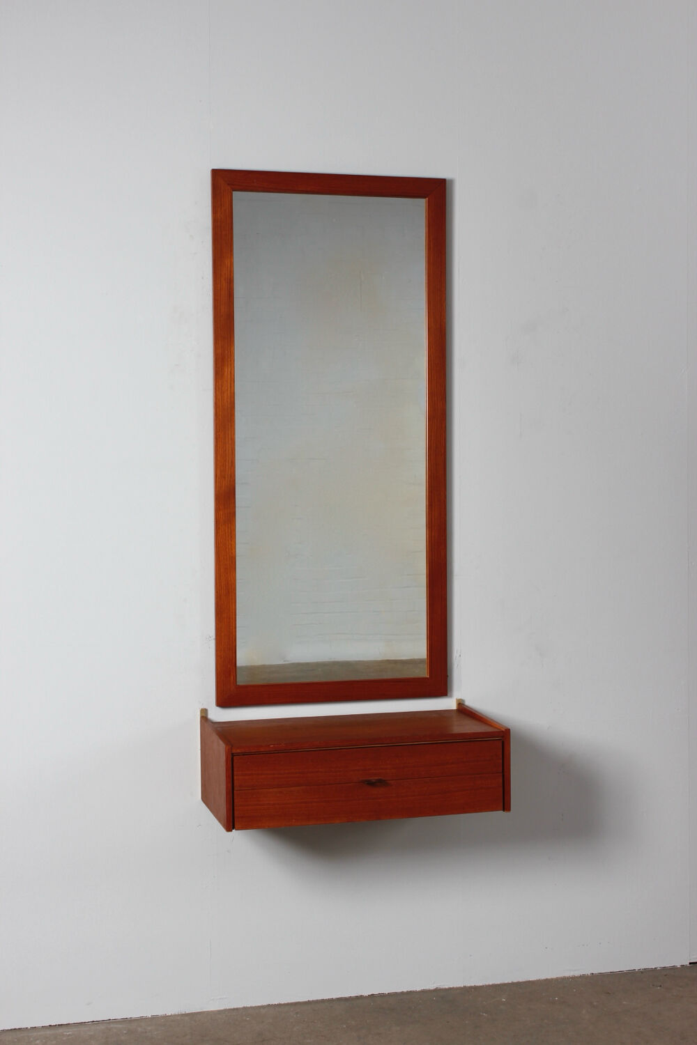 Vintage Teakholz Wandkonsole mit Spiegel Flur Kommode WKS design