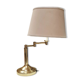 Articulated table lamp reading