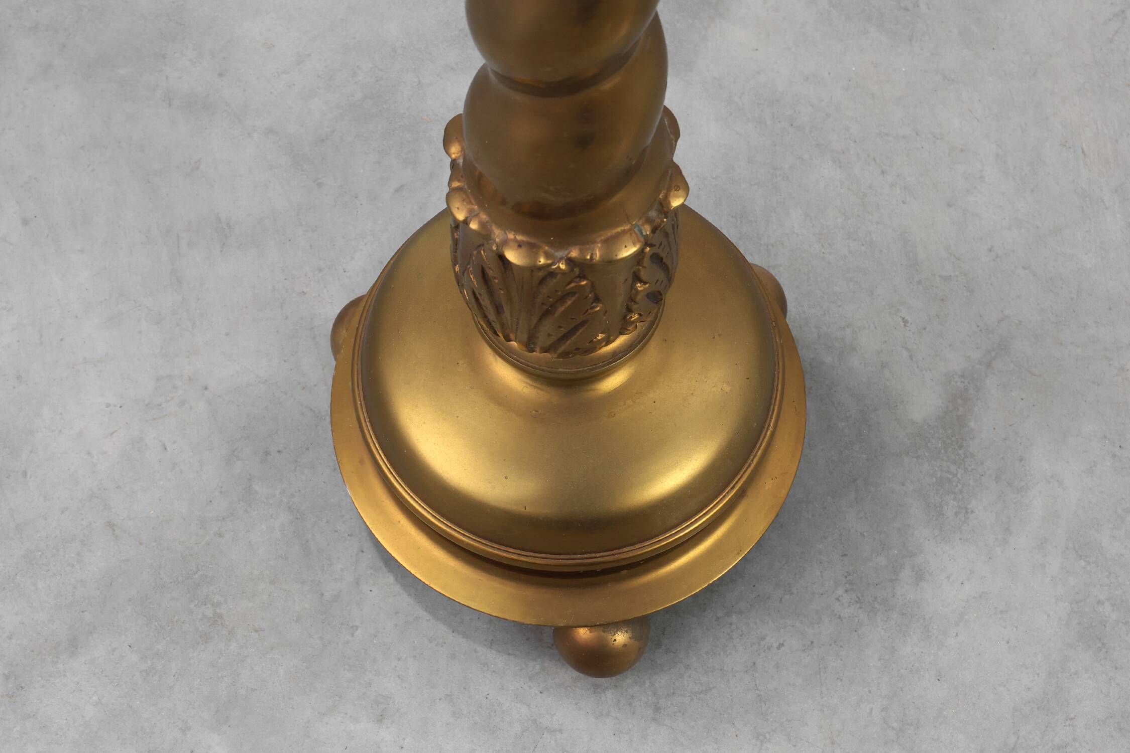 Art Deco side table or pedestal with green marble top and bronze base