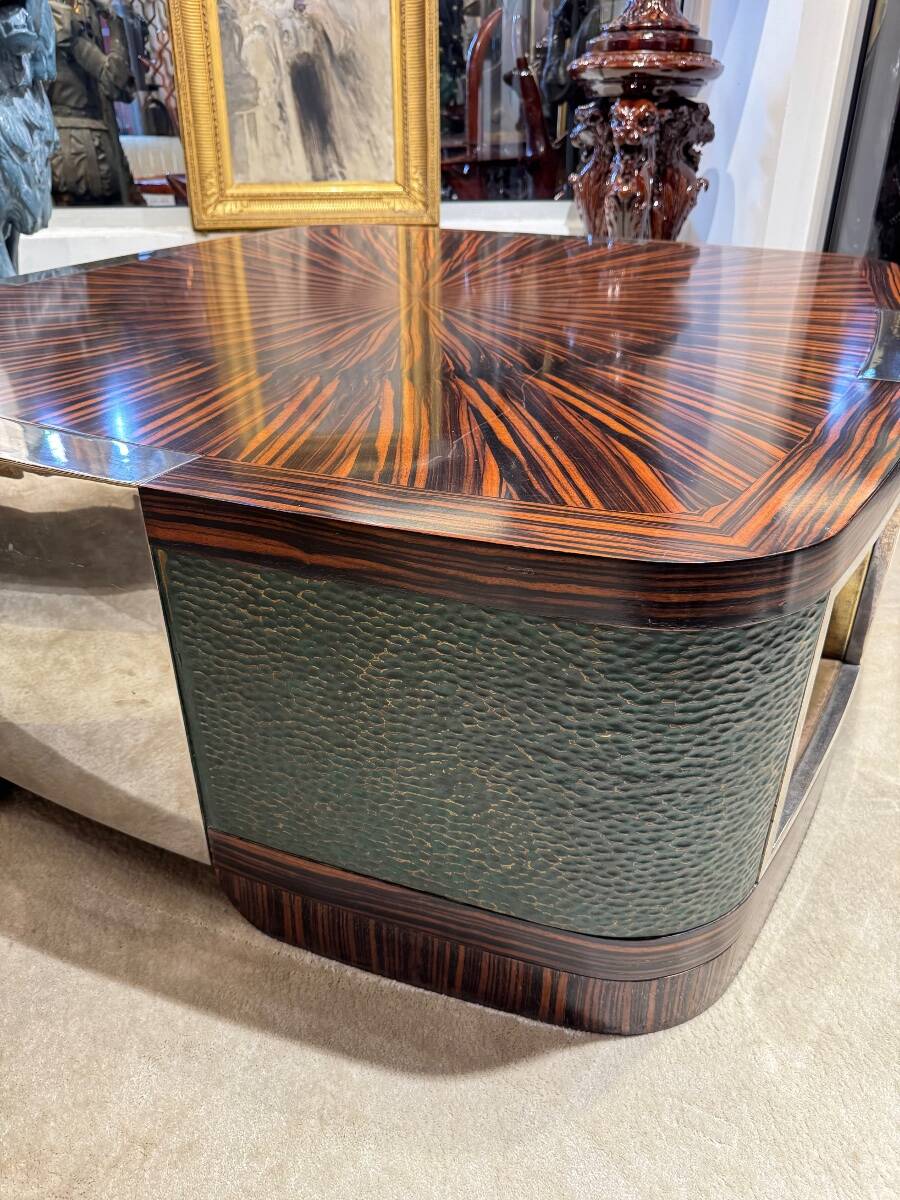 Table basse de style Art déco en ébène de Macassar, vers 1970