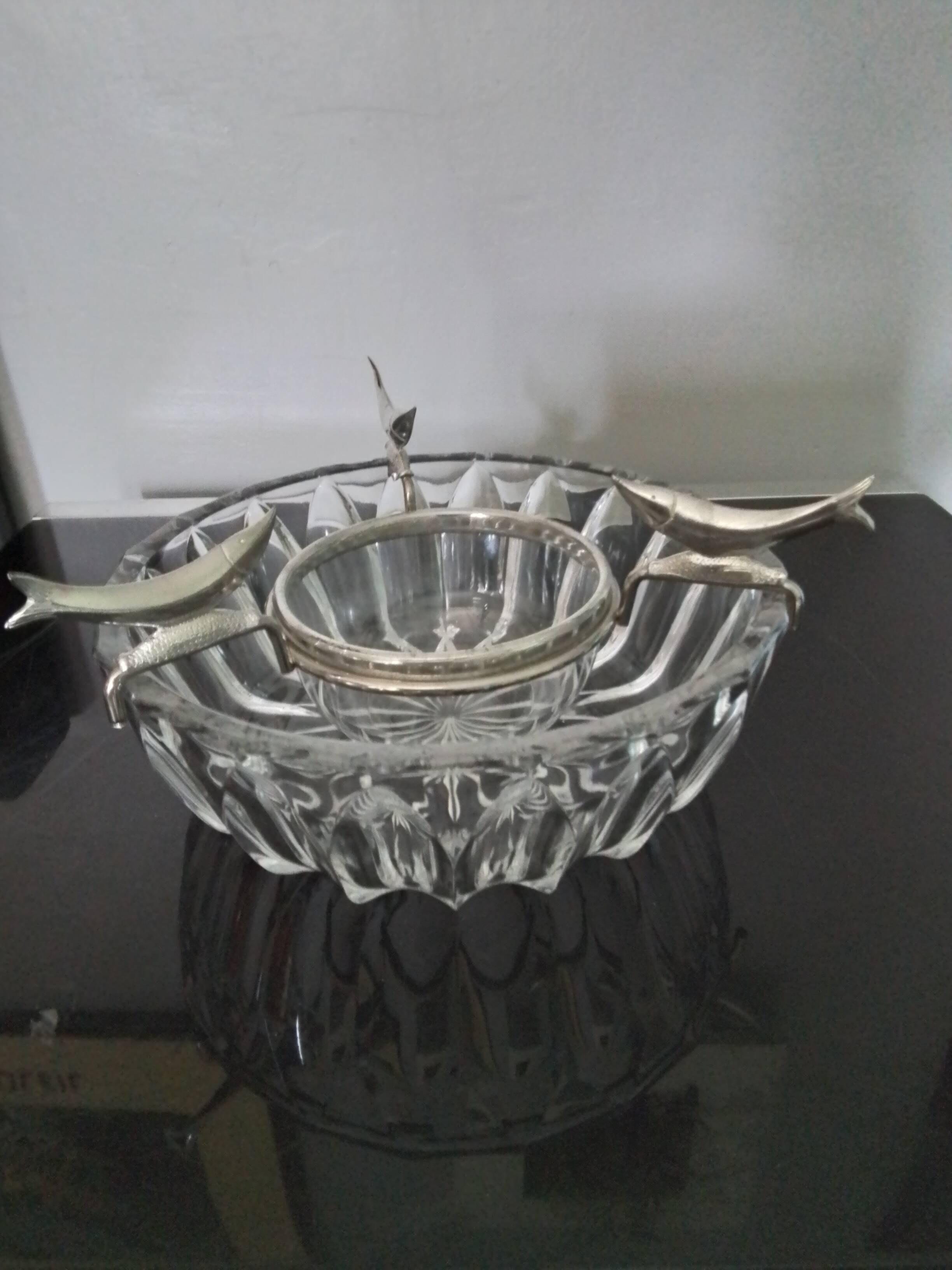 Serving dish in crystal for caviar