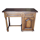 Antique desk style