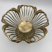 Stand cup or vintage basket of floral shape in golden brass, italy
