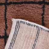 Contemporary Brown Rug - 256 x 216 cm