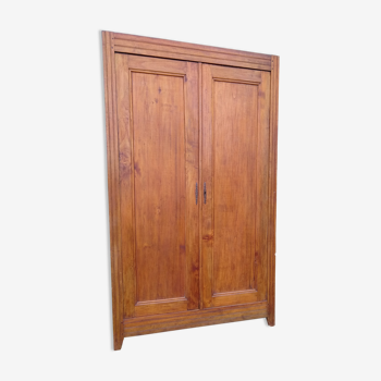 Wood cabinet