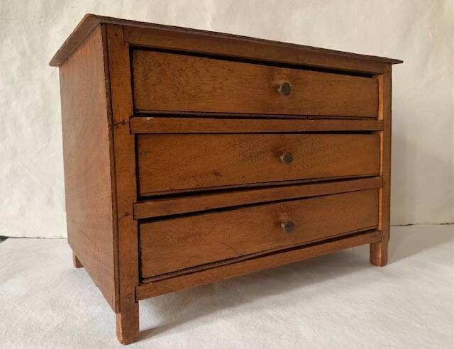 Small old wooden haberdashery chest of drawers, 3 drawers