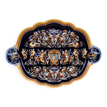 Plateau en faïence de Gien, modèle Renaissance, XXème siècle