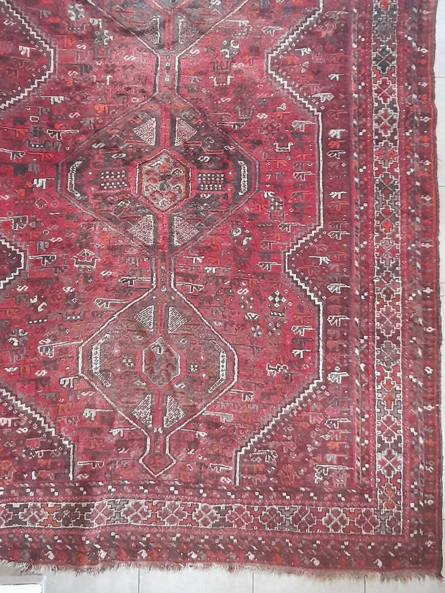 Grand Tapis Tribal Qashqai (Iran) – 343 x 237 cm