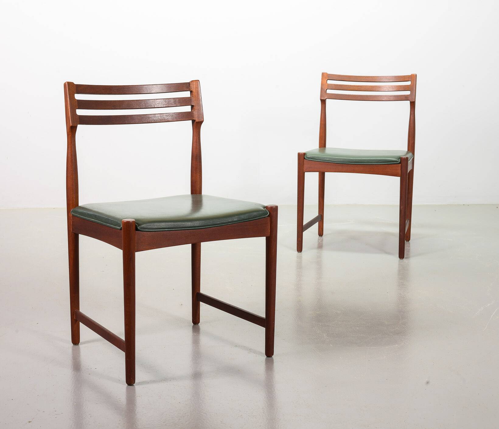 Bovenkamp Vintage Design Teak Wooden Dining Chairs with Leather Upholstery