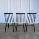 Ensemble de 3 chaises de salle à manger vintage noir et blanc, style Ilmari Tapiovaara, scandinave.