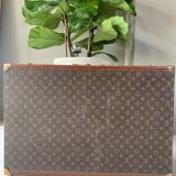 Former Louis Vuitton Alzer suitcase  70