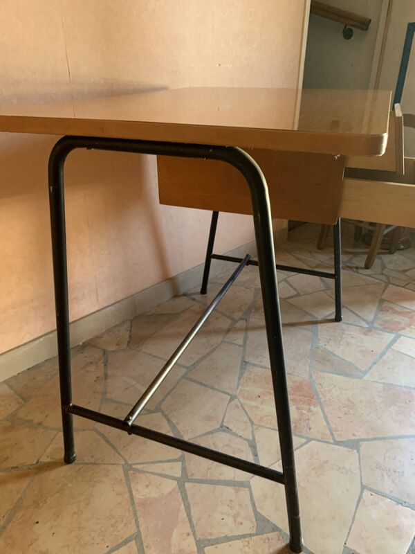 Bureau Formica marron