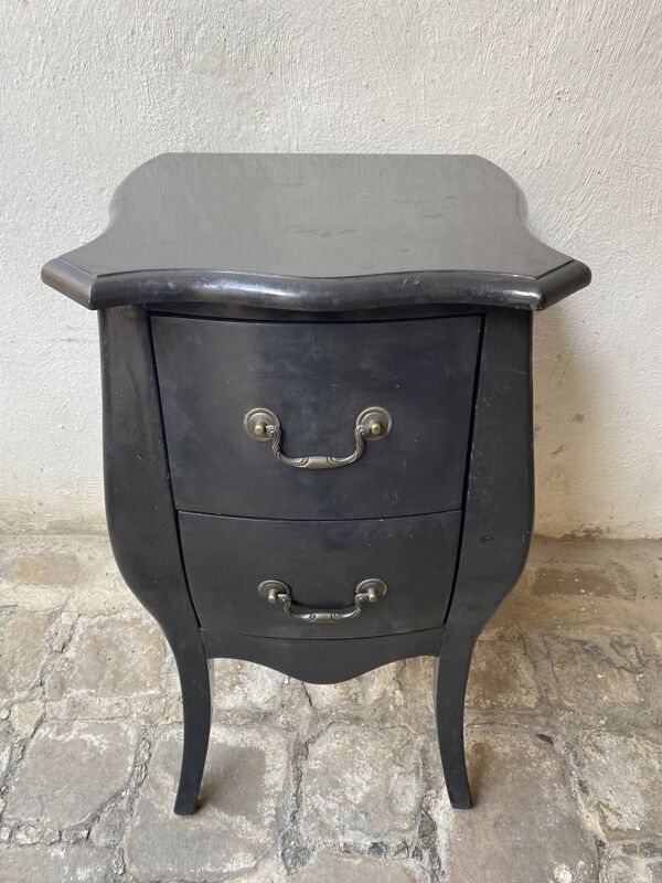 Petite commode d’entre deux ou gros chevet