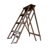 Former stepladder of painter