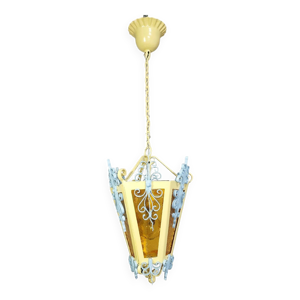 Plafonnier ou lanterne.