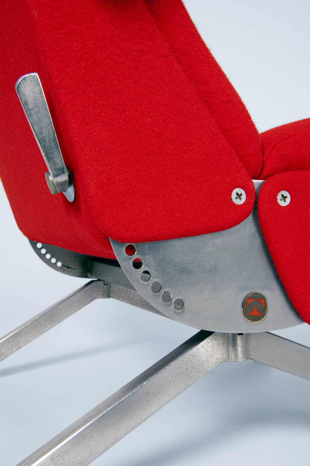 P40 lounge chair by Tecno - Osvaldo Borsani