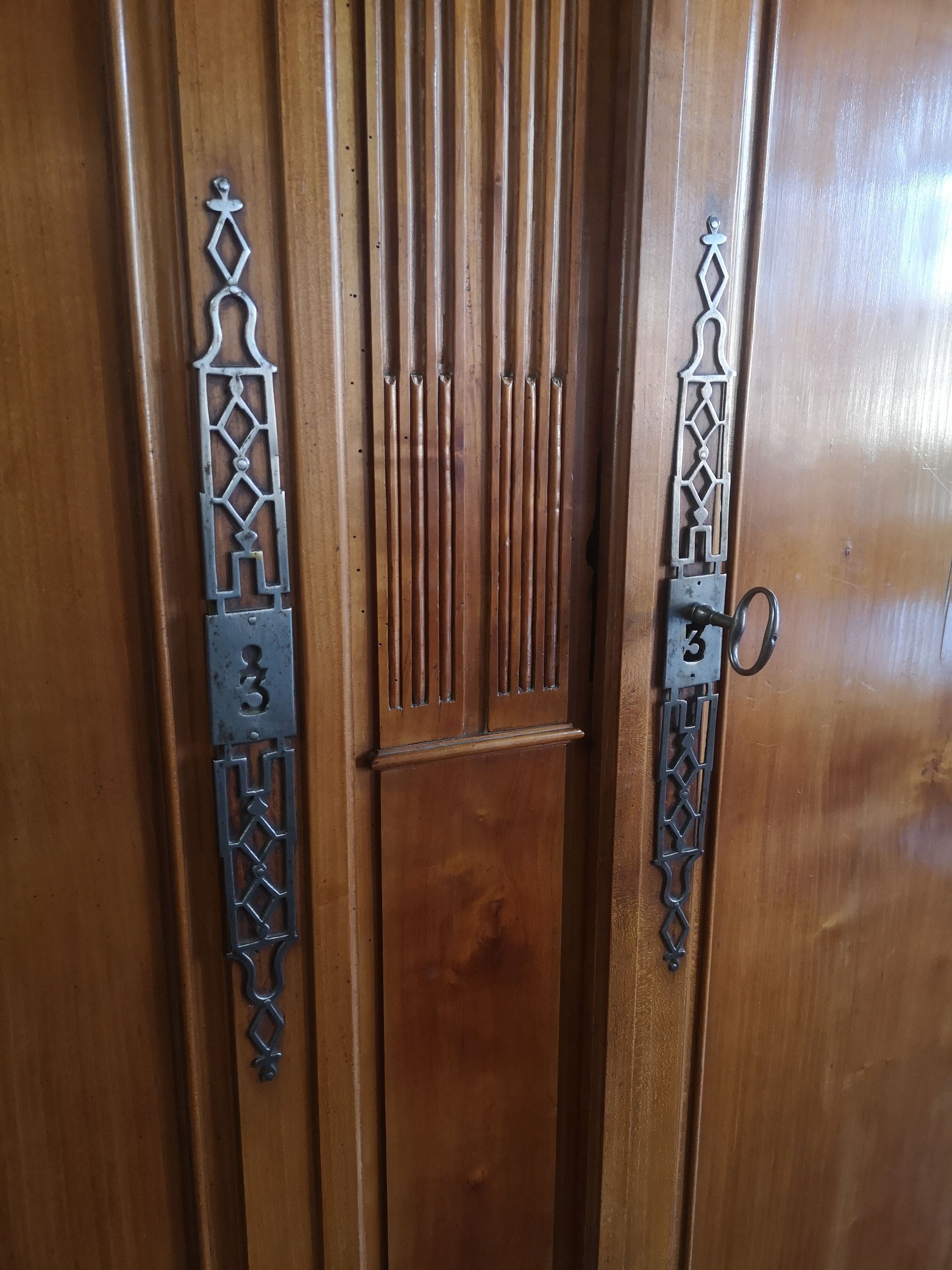Cherry wood column wardrobe