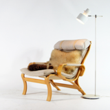 Easy lounge chair in modern curved wood fabric