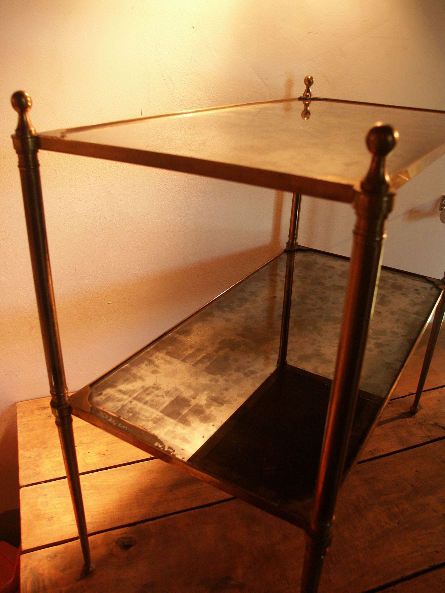 Brass side table from the 1950s/70s.