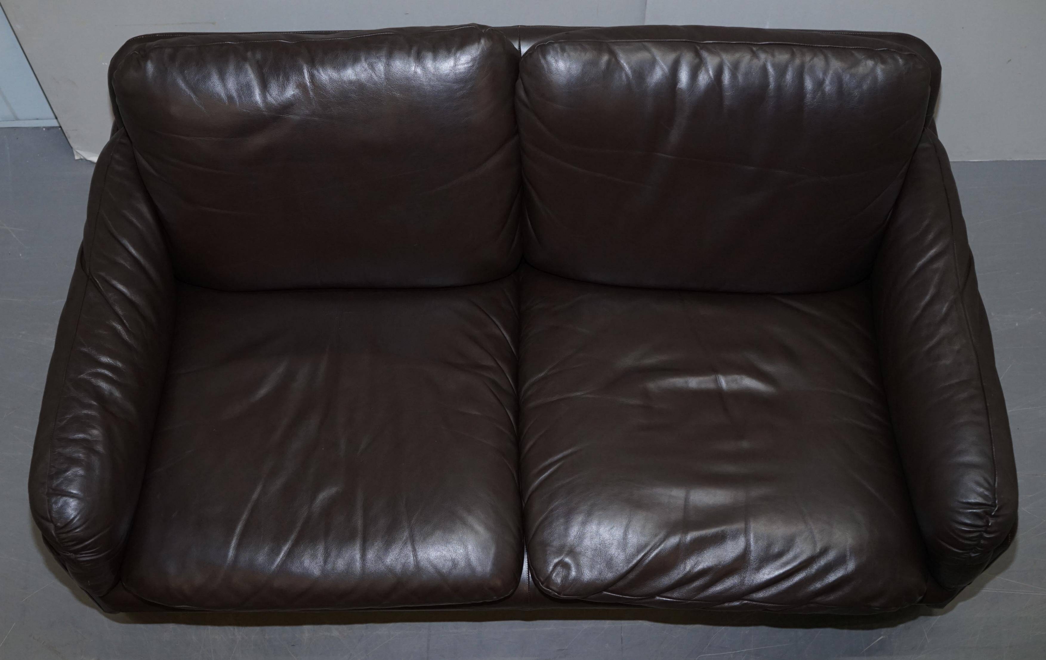 Two-seater Danish leather canapé Mid-Century Modern
