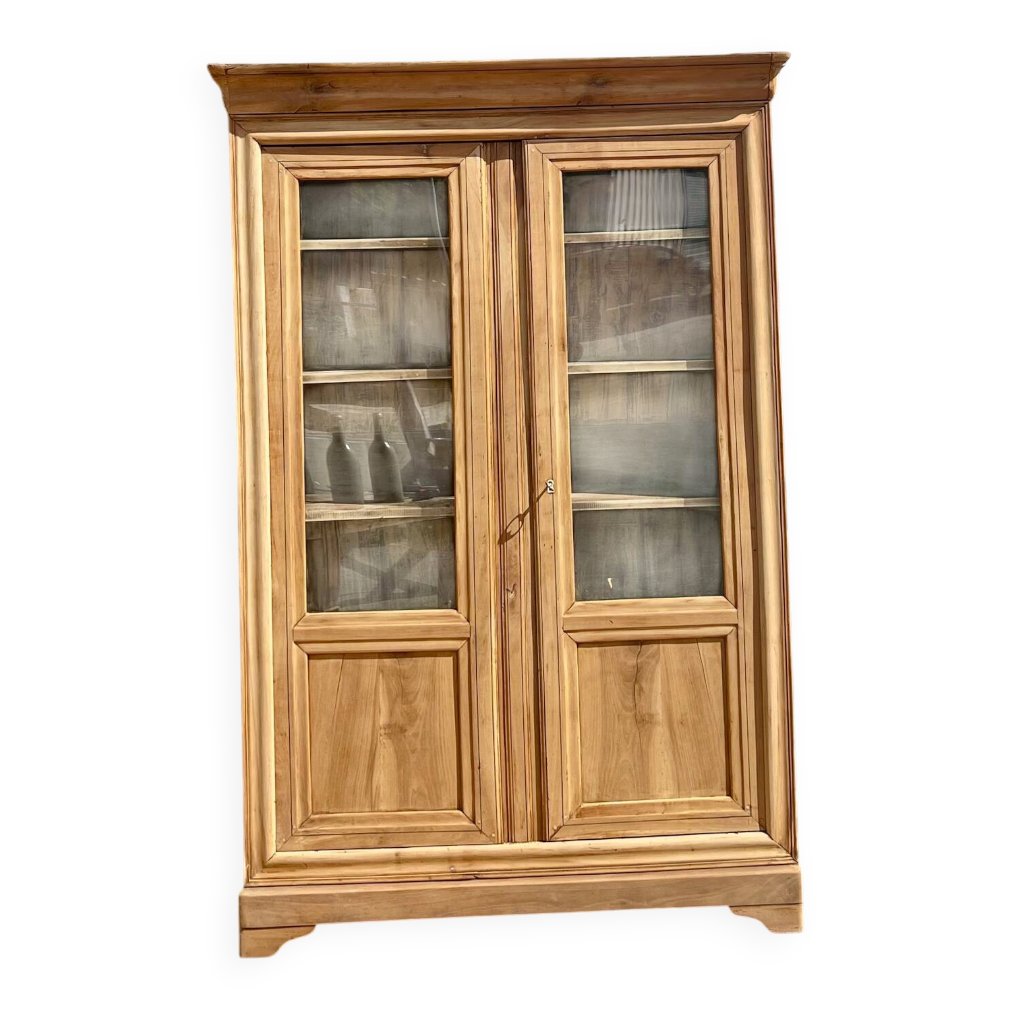 Antique glass-fronted Parisian cupboard: display cabinet bookshelf