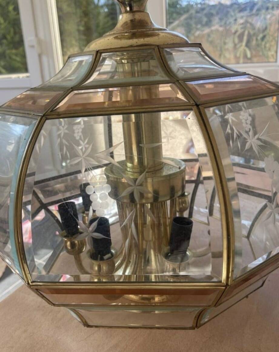 Eight-branch chandelier made of bevelled glass from the 1940s.