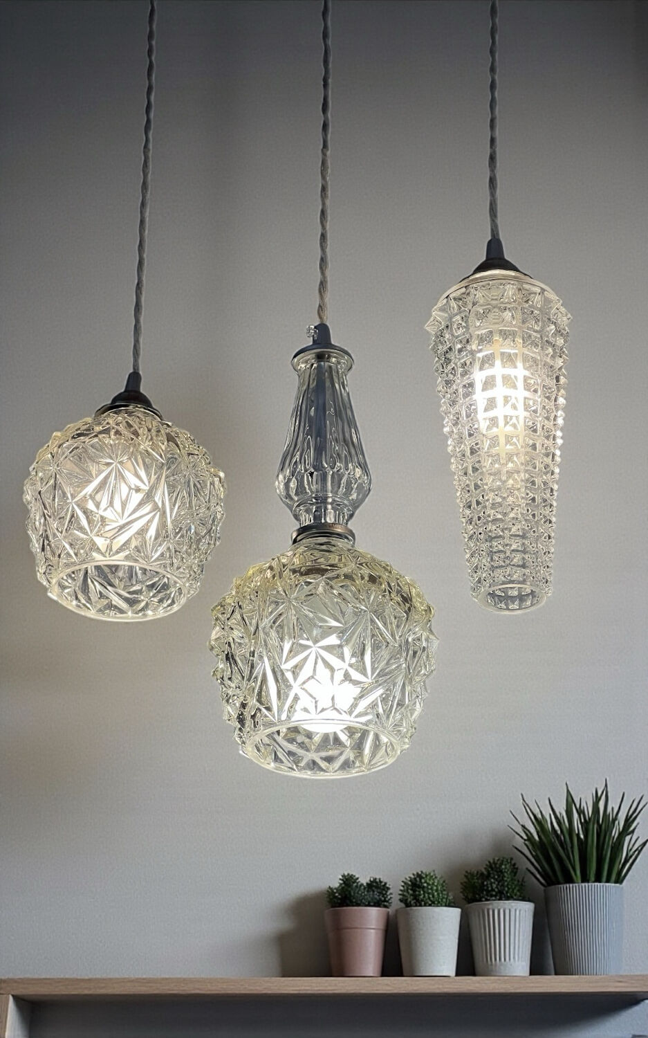 Triple suspension cascade three tulips crystal and vintage chrome