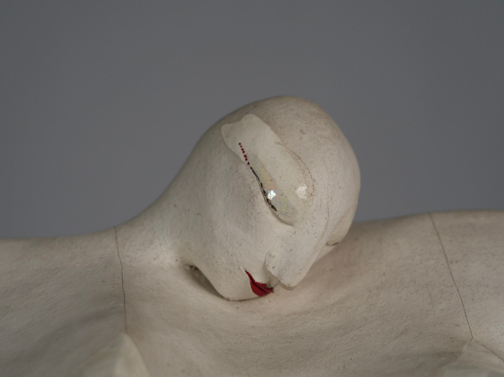 "Courage" expressive ceramic female sculpture by Evelyn van Baarda, Netherlands, 1981