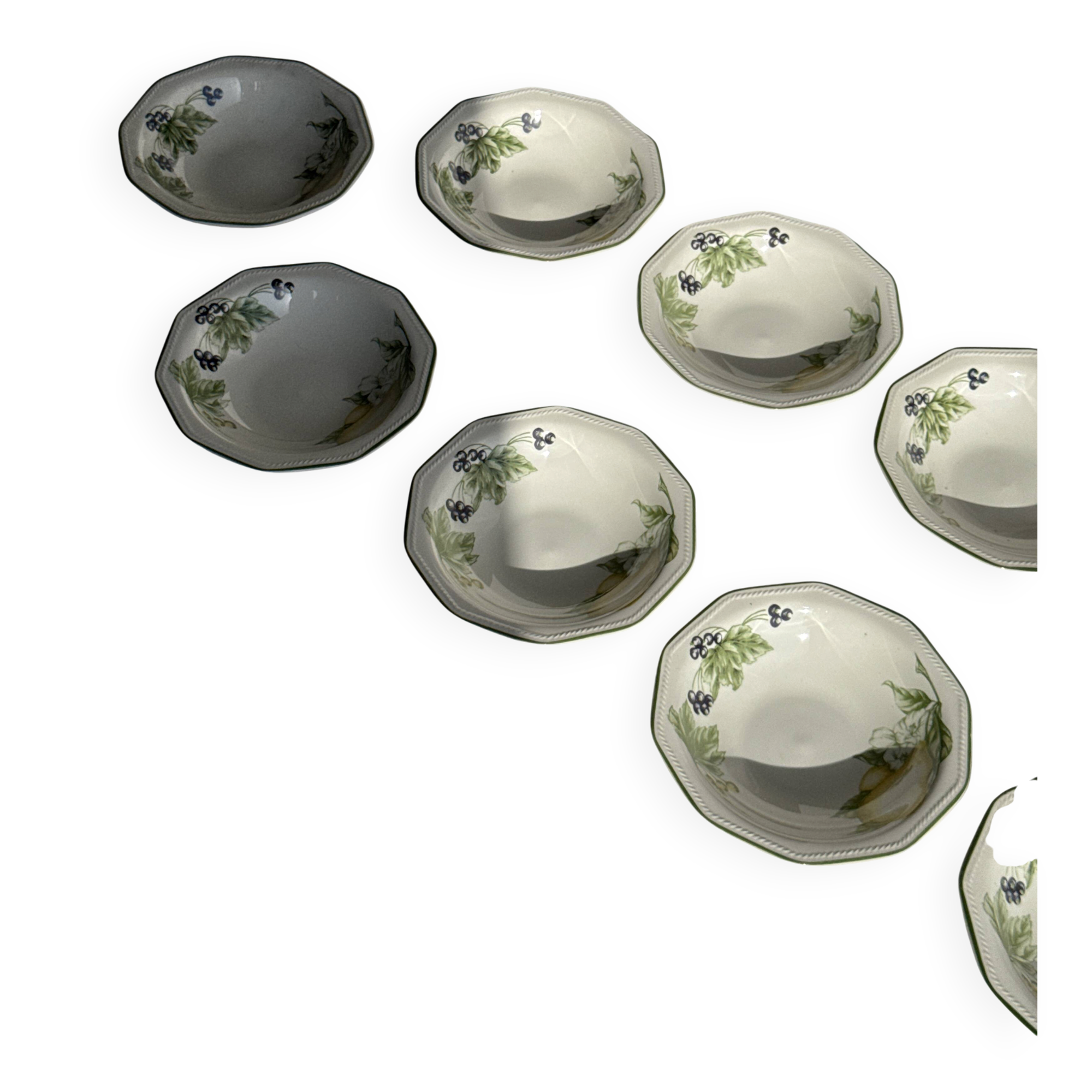 Set of 11 fruit-patterned bowls The Chartwell Collection England D17