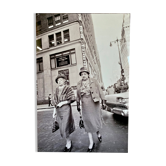 NEW YORK 1960 – Two ladies in Manhattan