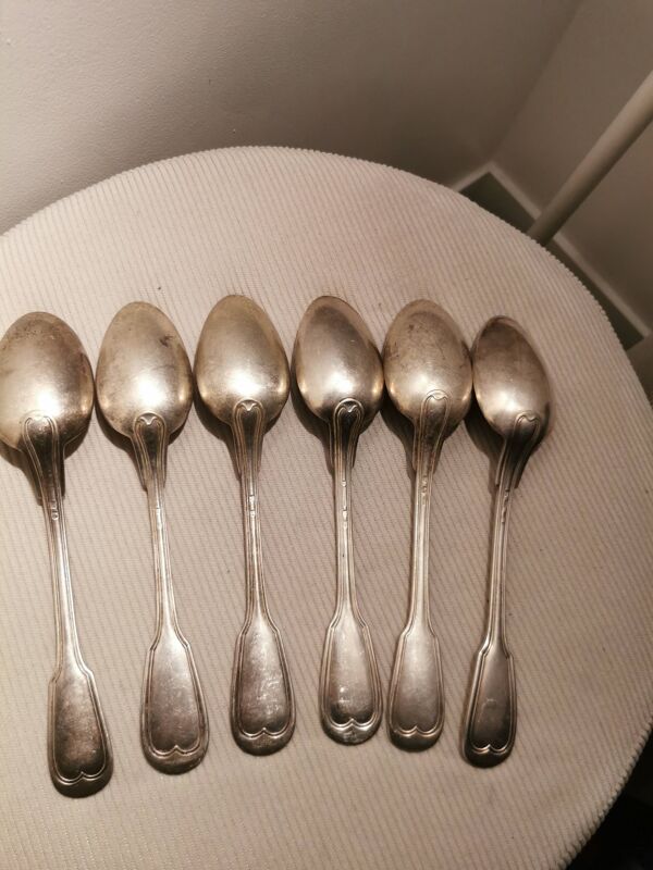6 cuillères anciennes en métal Argenté