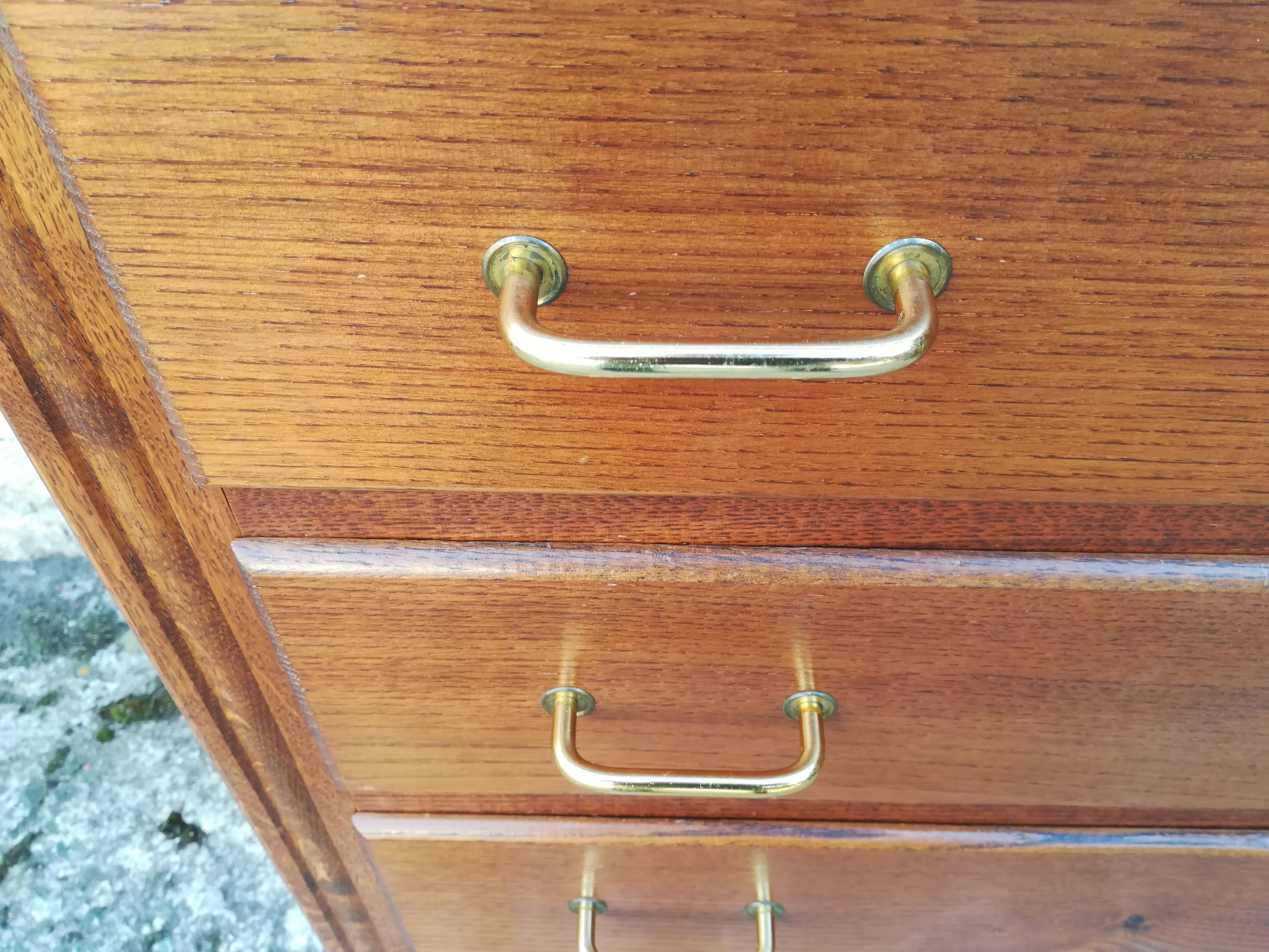 Commode vintage en chêne