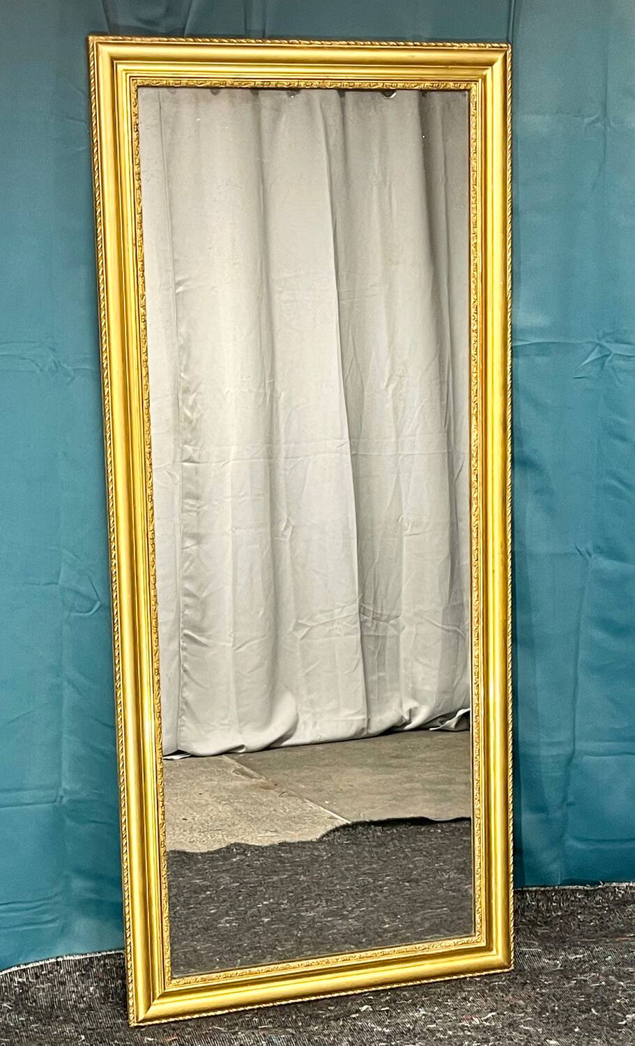 Antique mirror 150 x 65 cm Louis Philippe period. Gold leaf gilding. Very good condition