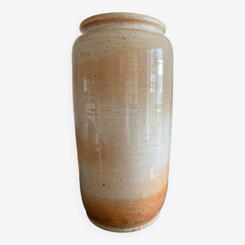 Large Marais sandstone vase