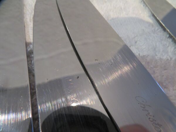 11 couteaux de table manche métal argenté fuselé Christofle  Rubans LXVI