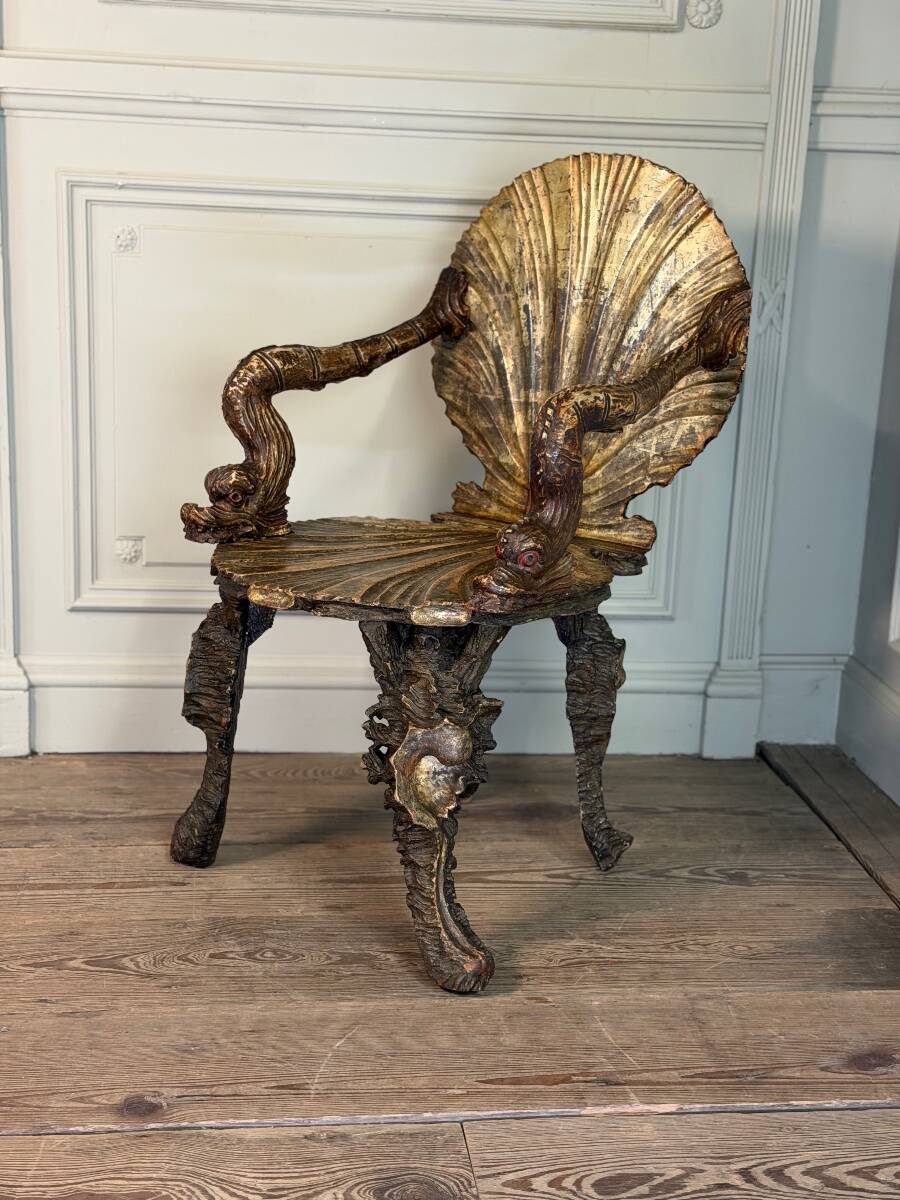 Venetian "Grotto" armchair in carved polychrome wood, silvered and gilded, circa 1890.