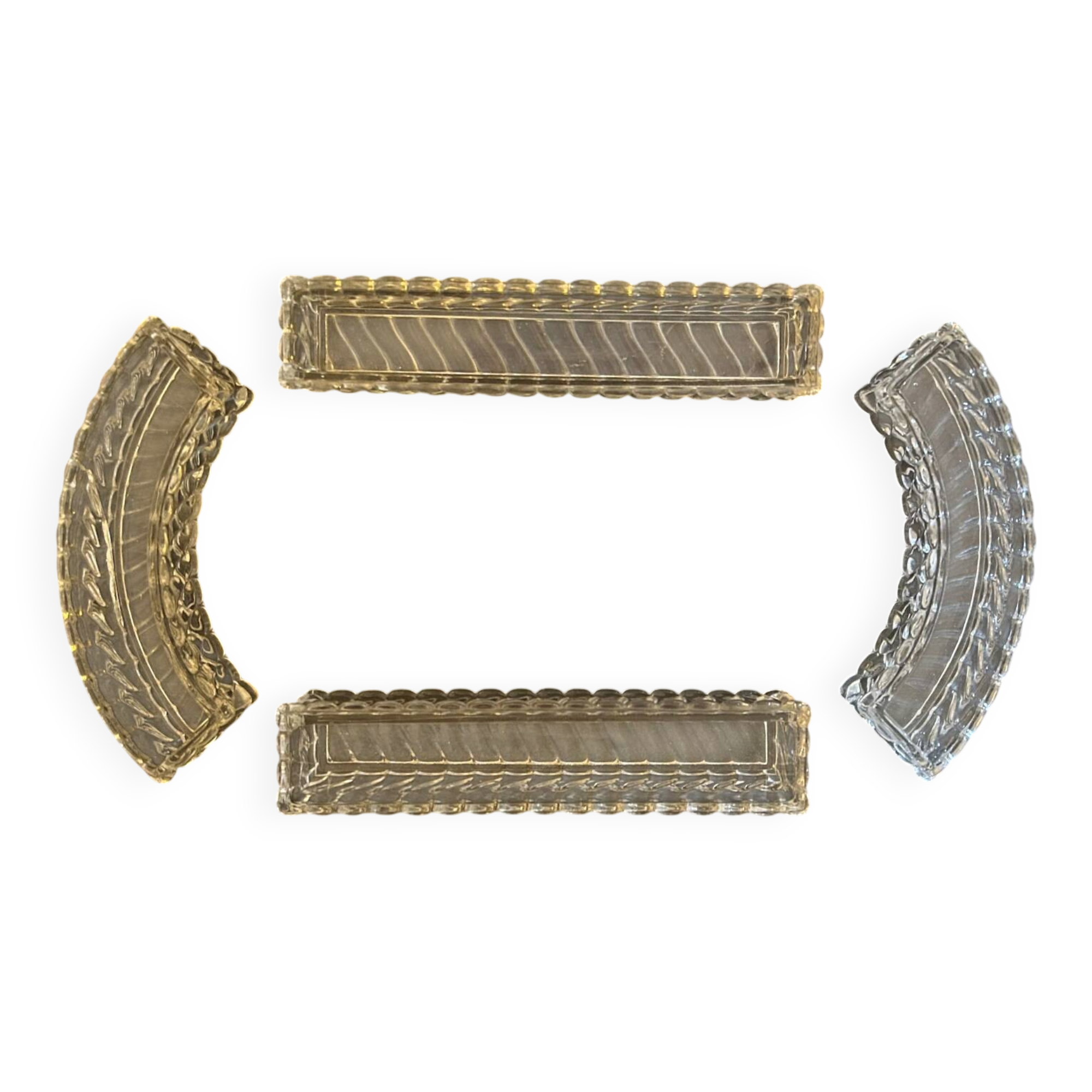 Baccarat signed modular centrepiece in solid crystal.