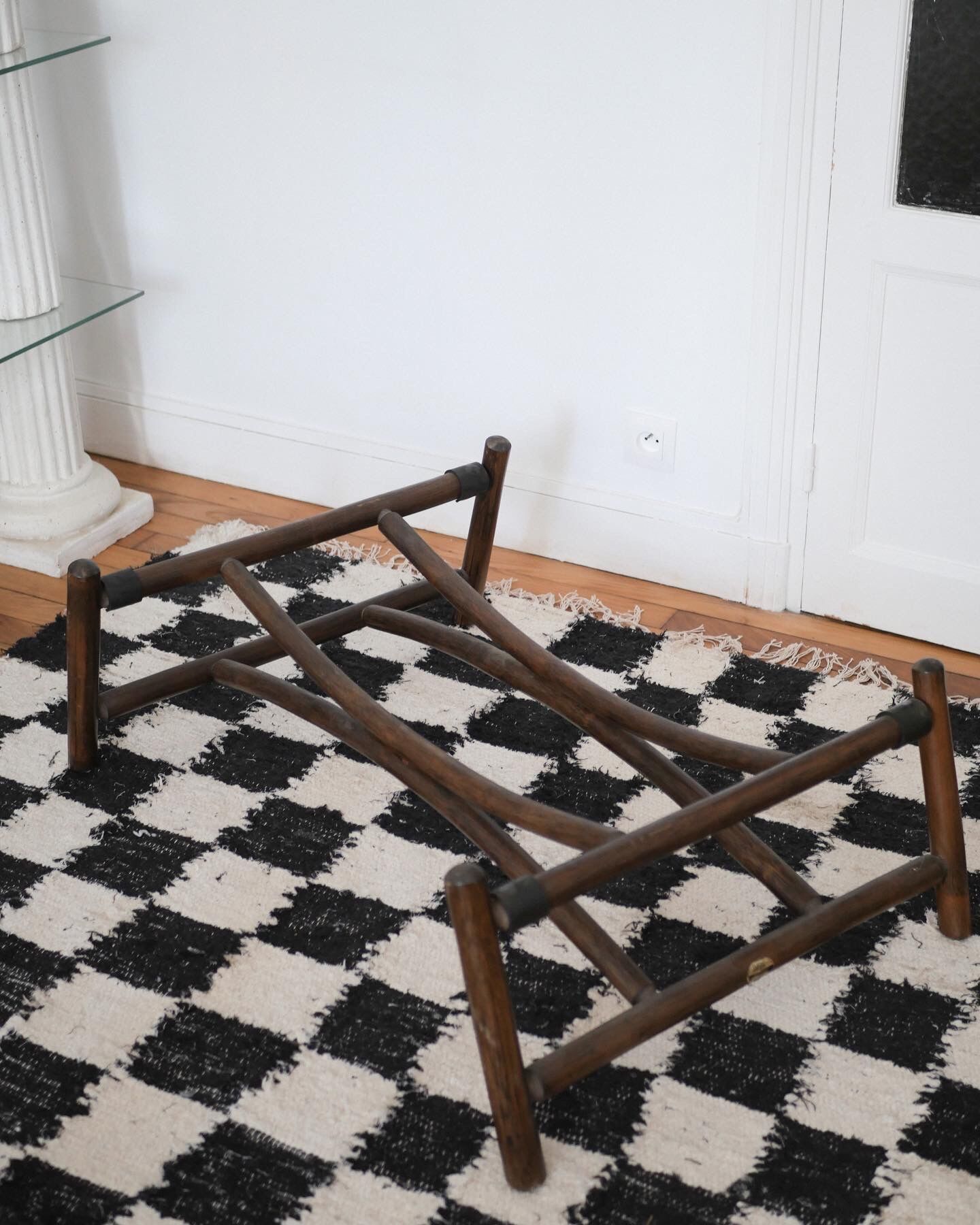 Rattan chaise longue