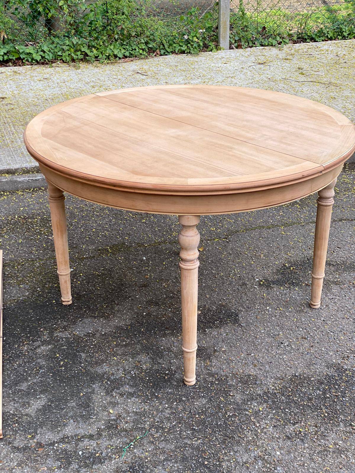 table à manger ronde extensible rénovée Louis Philippe 115-2215cm 20ème